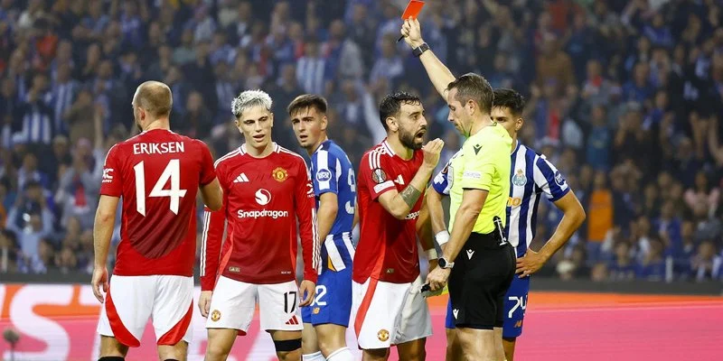 Man United đã phải nhận rất nhiều thẻ kể từ thời điểm đầu mùa giải tính đến nay